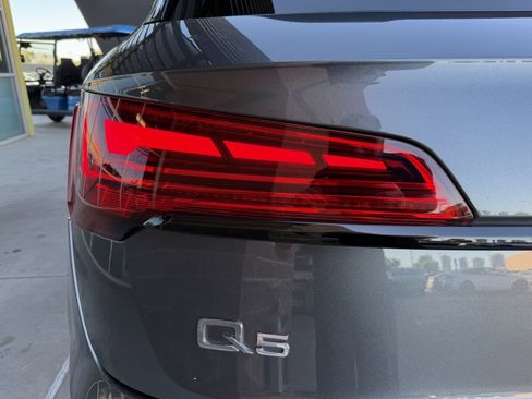 Used 2023 Audi Q5 2.0T Prestige w/ Prestige Package image 14