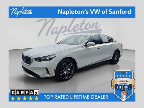 Used 2026 BMW 530i xDrive AWD/4WD image 1