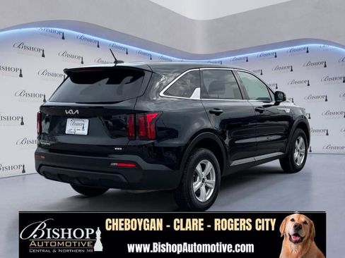 Used 2023 Kia Sorento LX AWD/4WD image 21