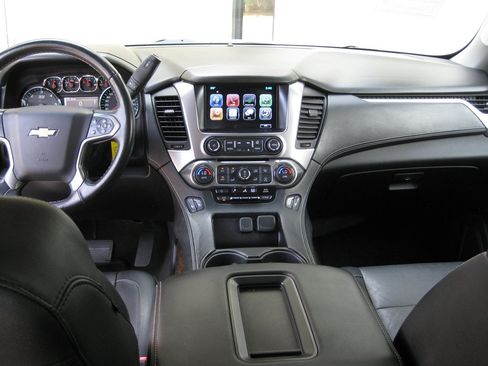 Used 2016 Chevrolet Tahoe LT RWD image 32