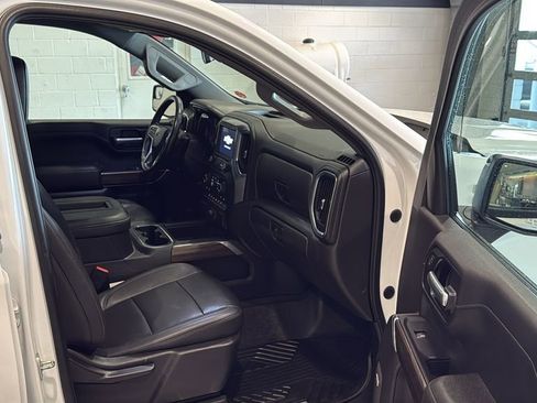 Used 2021 Chevrolet Silverado 1500 RST image 12