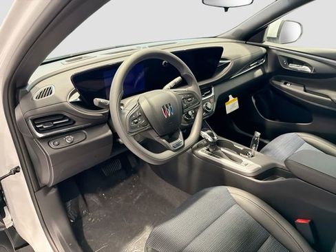 New 2026 Buick Envista Preferred image 7