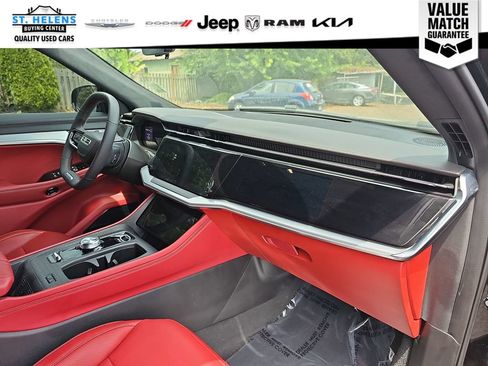 Used 2024 Jeep Wagoneer Limited AWD/4WD image 28