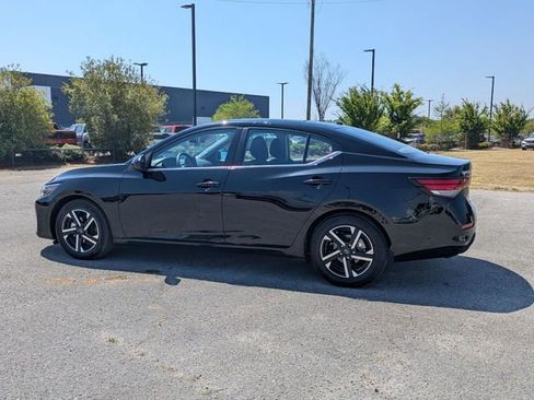 Used 2025 Nissan Sentra SV FWD image 5
