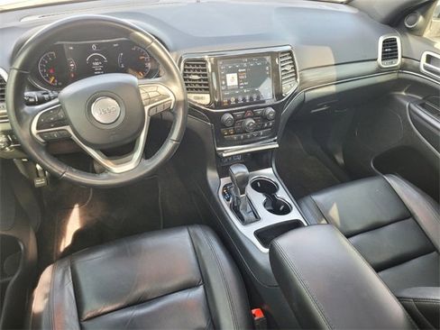 Used 2022 Jeep Grand Cherokee Limited image 10