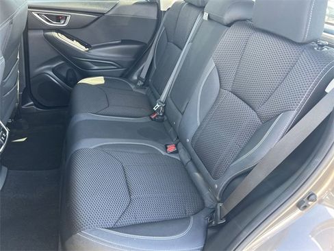 Used 2020 Subaru Forester Premium image 32