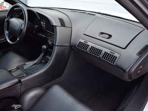 Used 1992 Chevrolet Corvette Coupe image 42