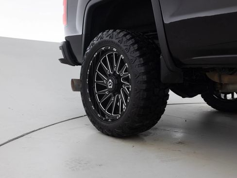 Used 2018 GMC Sierra 2500 SLT image 19