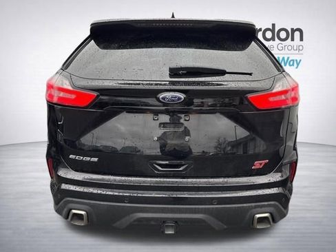 Used 2019 Ford Edge ST image 15