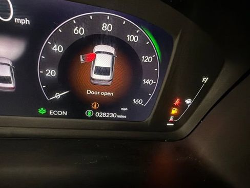 Used 2025 Honda Accord Sport image 31