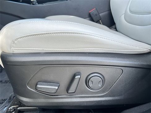 Certified 2025 Hyundai Santa Cruz SEL image 28