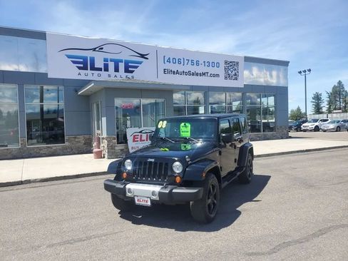Used 2008 Jeep Wrangler Unlimited Sahara w/ Limited Unlimited Group AWD/4WD image 1