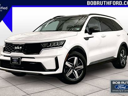 Used 2023 Kia Sorento S w/ Panoramic Sunroof Package
