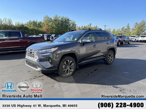 Used 2023 Toyota RAV4 Limited image 3
