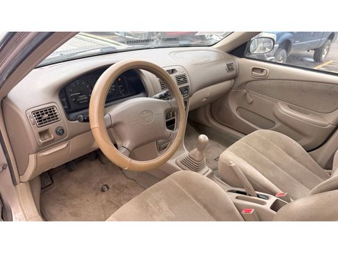 Used 2001 Toyota Corolla CE image 19