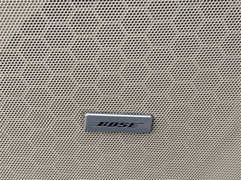 Used 2017 Cadillac XT5 FWD image 16