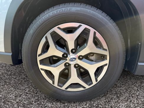Used 2024 Subaru Forester Premium AWD/4WD image 6