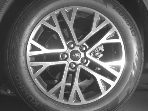 Certified 2020 Ford Escape SEL FWD image 11