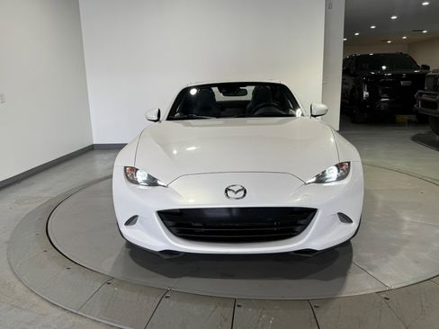Used 2017 MAZDA MX-5 Miata RF Grand Touring RWD image 21