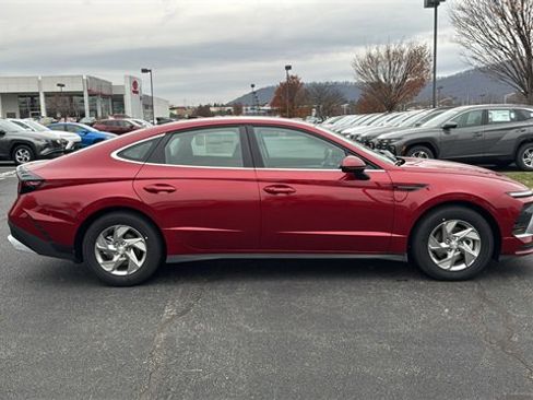 New 2026 Hyundai Sonata SE image 3