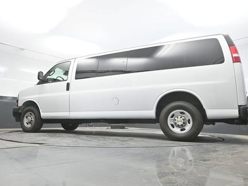 Used 2024 Chevrolet Express 3500 LS RWD image 39