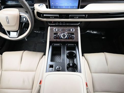 Used 2023 Lincoln Aviator Reserve w/ Equipment Group 201A image 36