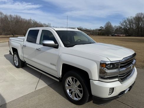 Used 2017 Chevrolet Silverado 1500 High Country image 7