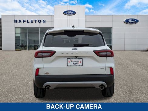 New 2025 Ford Escape SE image 9
