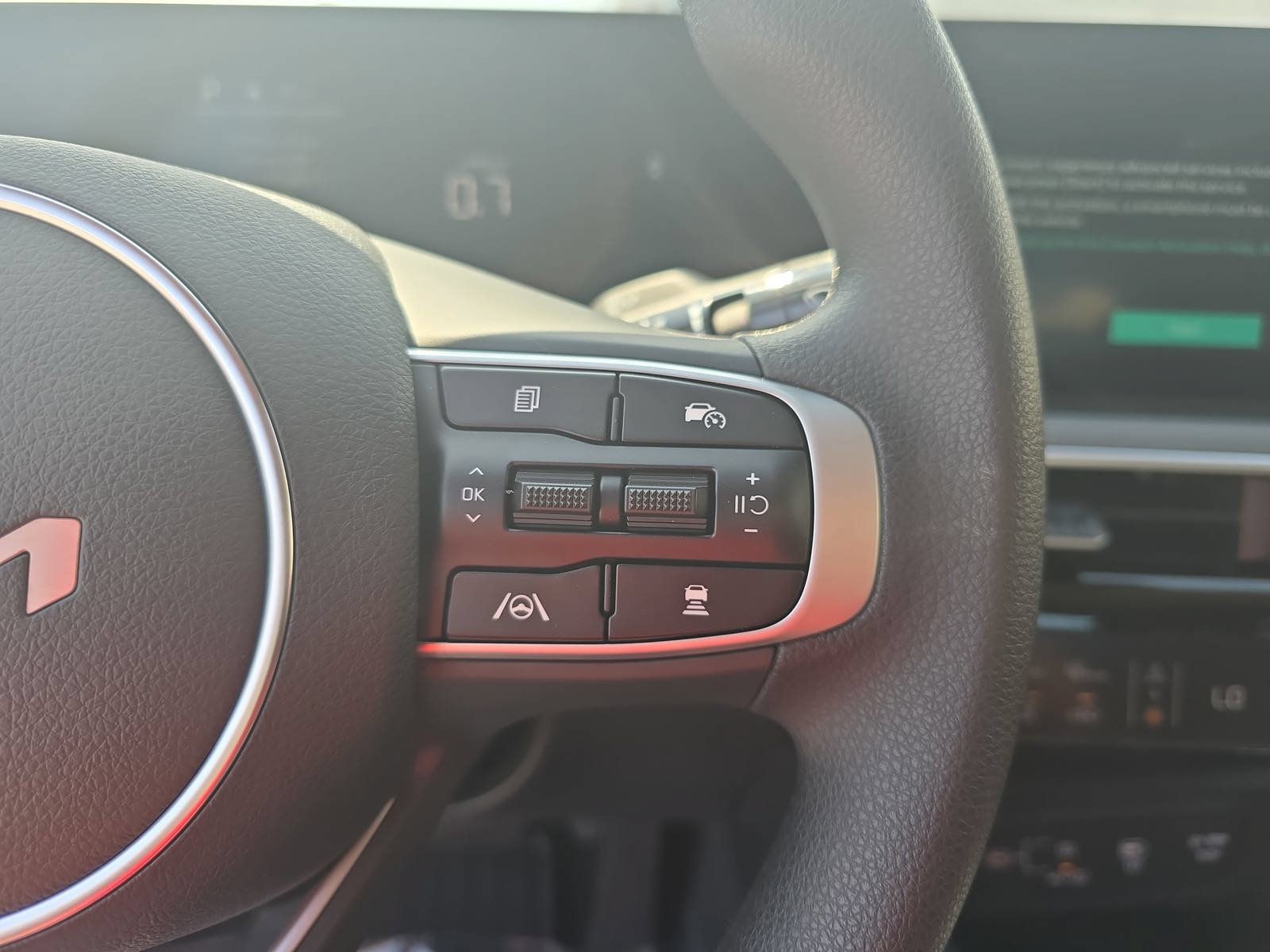 New 2026 Kia K5 LXS FWD image 19
