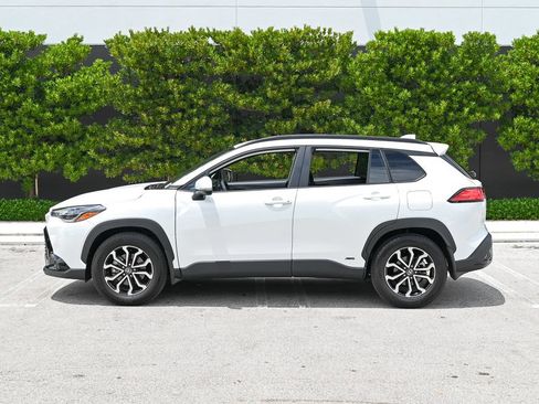 Used 2023 Toyota Corolla Cross AWD Hybrid image 7