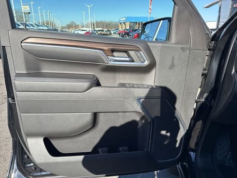 Used 2023 Chevrolet Silverado 1500 LT image 26