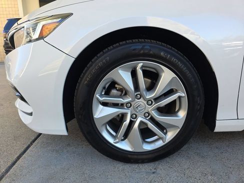 Used 2019 Honda Accord LX image 33