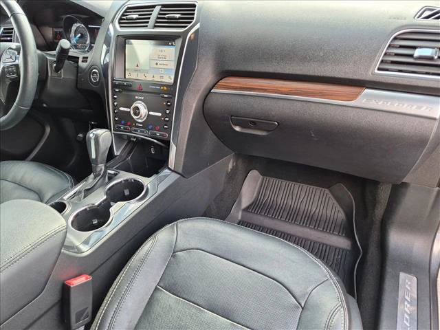 Used 2019 Ford Explorer Limited w/ Class III Trailer Tow Package FWD image 21