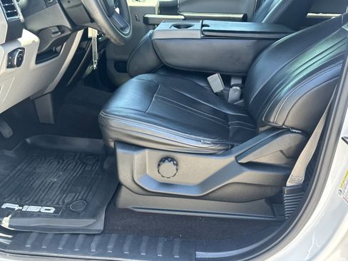 Used 2018 Ford F150 XLT AWD/4WD image 9