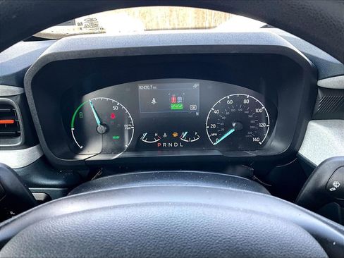 Used 2023 Ford Maverick XLT image 18