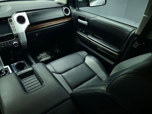 Used 2019 Toyota Tundra Limited w/ Limited Premium Package image 15