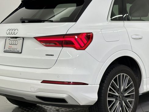 Used 2022 Audi Q3 2.0T Premium image 24
