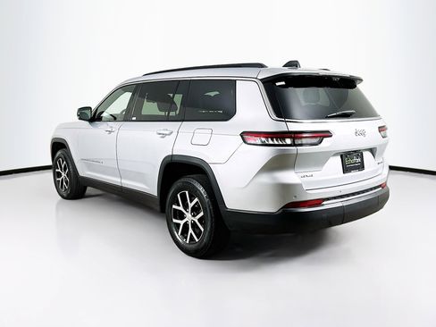 Used 2024 Jeep Grand Cherokee L Limited w/ Luxury Tech Group II image 5