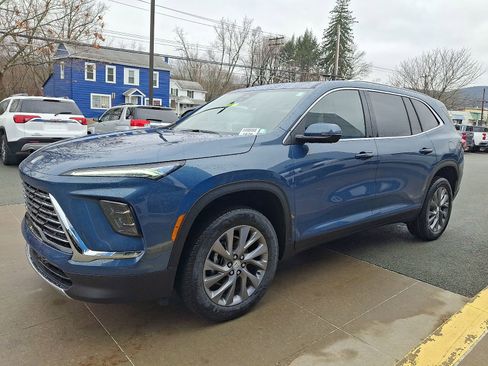 New 2026 Buick Enclave Preferred w/ Power Package image 3