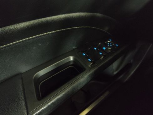 Used 2020 Ford Fusion Titanium image 27