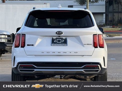 Used 2021 Kia Sorento SX image 7
