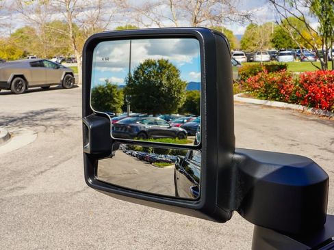 New 2026 GMC Sierra 2500 AT4 w/ AT4 Premium Plus Package image 16