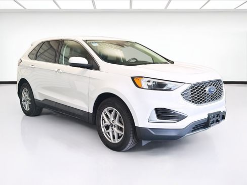 Used 2023 Ford Edge SEL AWD/4WD image 3