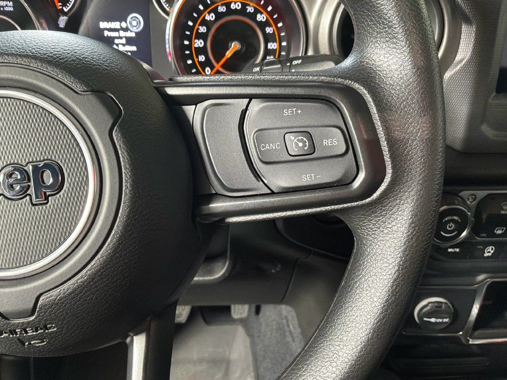 Certified 2022 Jeep Wrangler Sport AWD/4WD image 23