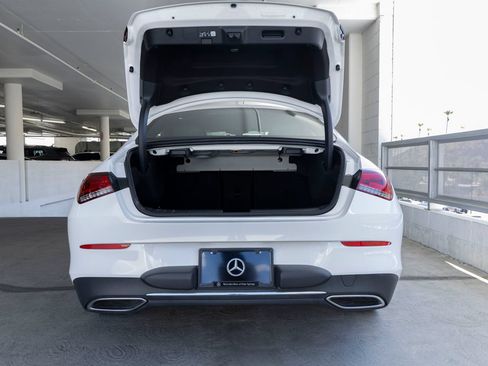 Used 2023 Mercedes-Benz CLA 250 image 22