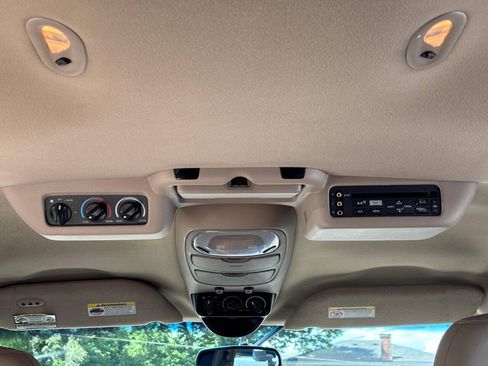 Used 2004 Ford Excursion Limited AWD/4WD image 17