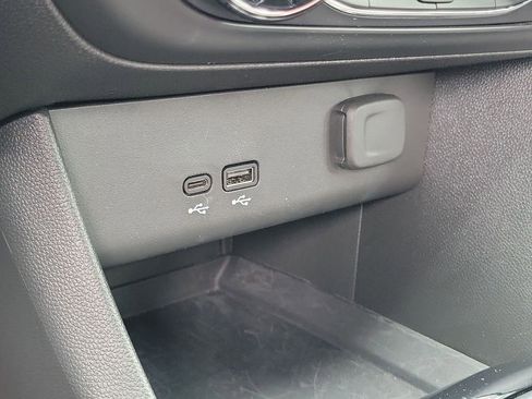 Used 2026 Buick Encore GX Preferred FWD image 33