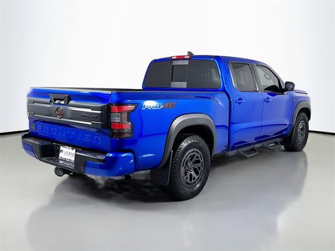 Used 2025 Nissan Frontier PRO-4X w/ Pro Convenience Package image 7