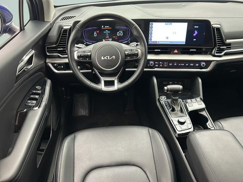 Used 2024 Kia Sportage EX AWD/4WD image 11