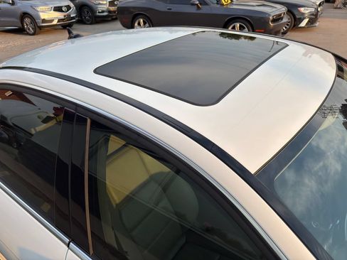 Used 2014 Mercedes-Benz C 250 Sedan image 11